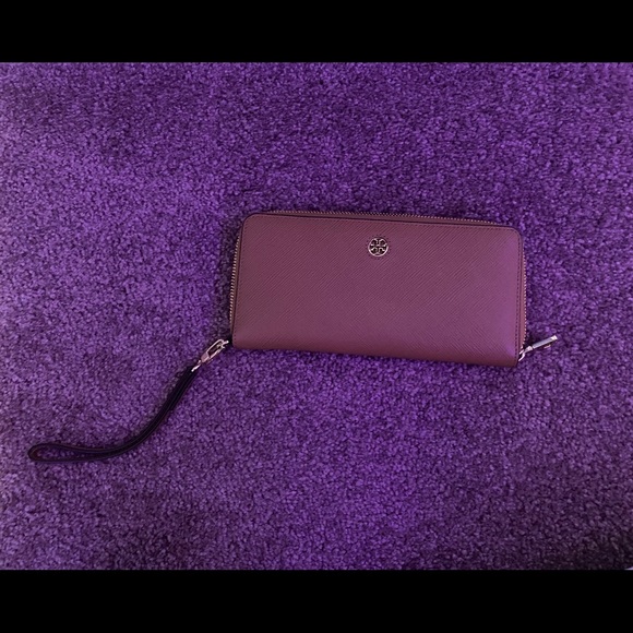 Tory Burch - Robinson Zip Continental Wallet BROWN - Picture 2 of 9